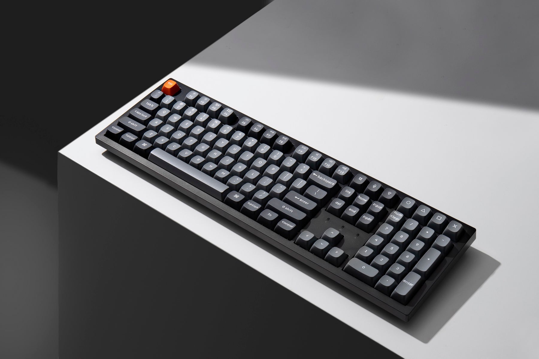 Keychron 10 Max - Wireless - Whited LED – ONEofZERO