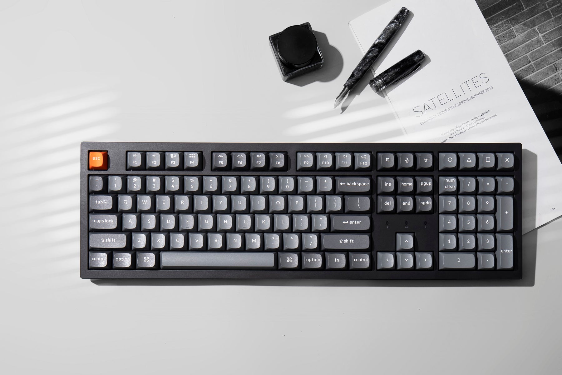 Keychron 10 Max - Wireless - Whited LED – ONEofZERO